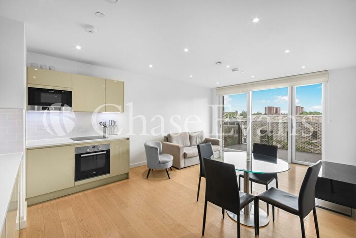 2 Bedroom Flat To Rent In Elephant Park, Heygate Street, Elephant Amp; Castle, London, SE17