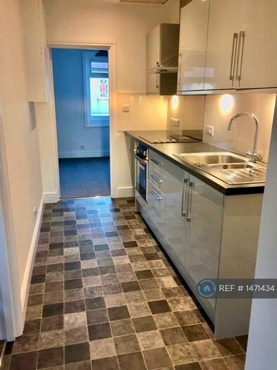 1 Bedroom Flat To Rent In Swindon, Swindon, SN2