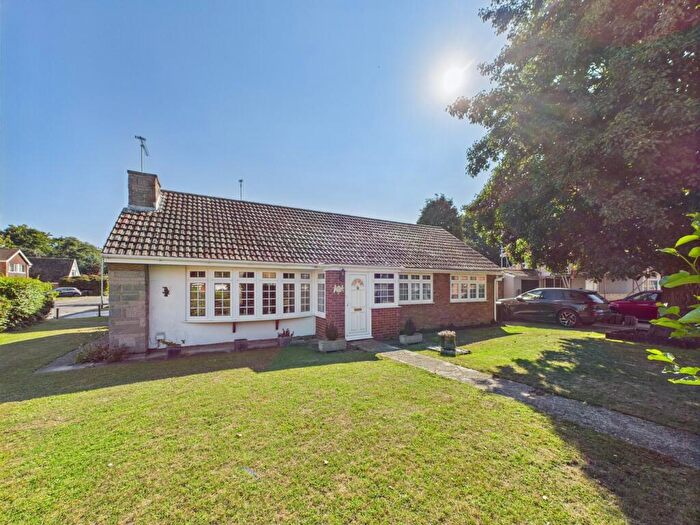 3 Bedroom Detached Bungalow For Sale In Caroline Crescent, Broadstairs, CT10