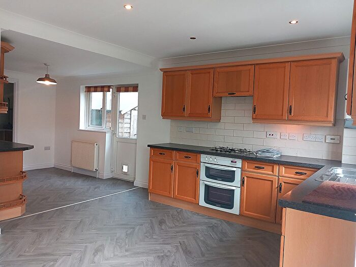 5 Bedroom Town House To Rent In The Gardens, Chudleigh, Newton Abbot, TQ13