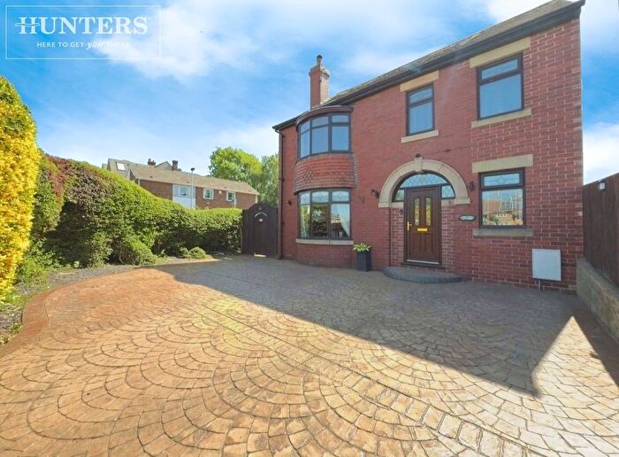 4 Bedroom Detached House For Sale In Huddersfield Road, Barnsley, S75