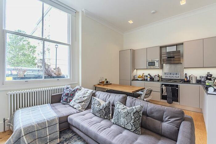 2 Bedroom Flat To Rent In Warwick Square, London, SW1V