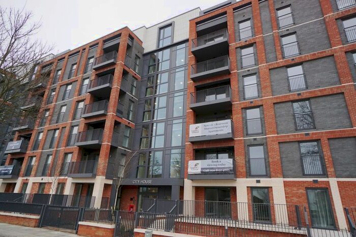 1 Bedroom Flat To Rent In Green Lanes, London, N21