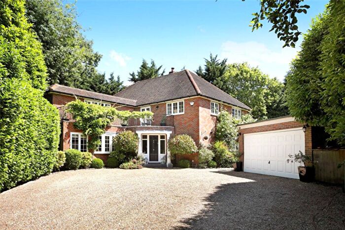 5 Bedroom Detached House For Sale In Manor Road, Penn, Buckinghamshire, HP10
