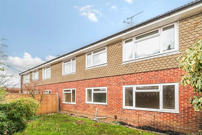 2 Bedroom Flat For Sale In Elmay House, Ludgershall, SP11