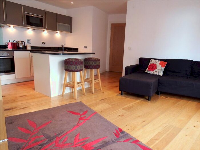 1 Bedroom Flat To Rent In Wharf Approach, Leeds, LS1