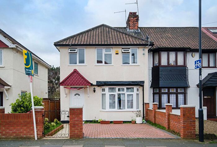 4 Bedroom Property To Rent In Tokyngton Avenue, Wembley, HA9