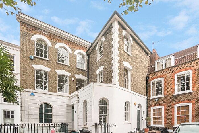 3 Bedroom Terraced House To Rent In Colebrooke Row, London, N1