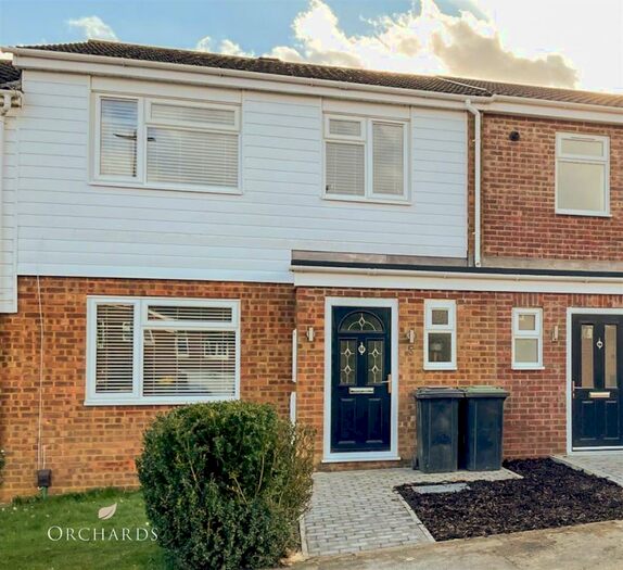 3 Bedroom Semi-Detached House To Rent In Larkway, Flitwick, MK45