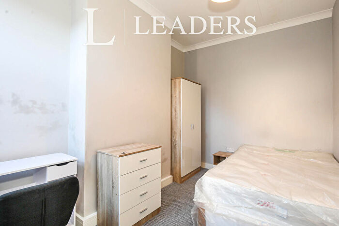 1 Bedroom Terraced House To Rent In Corporation Street, Stoke-on-Trent, Staffordshire, ST4