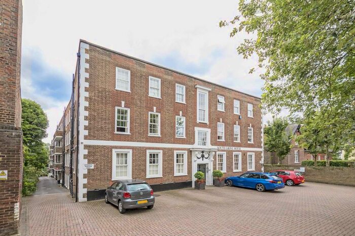 2 Bedroom Flat To Rent In South Grove, London, N6