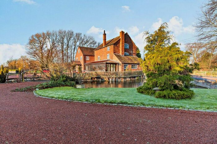 5 Bedroom Property For Sale In Allscott, Telford, Shropshire TF6