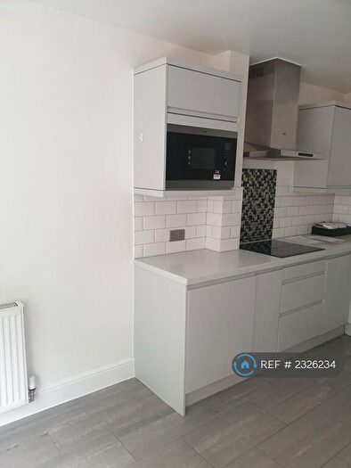 3 Bedroom Semi-Detached House To Rent In Sheldon Way, Larkfield, Aylesford, ME20