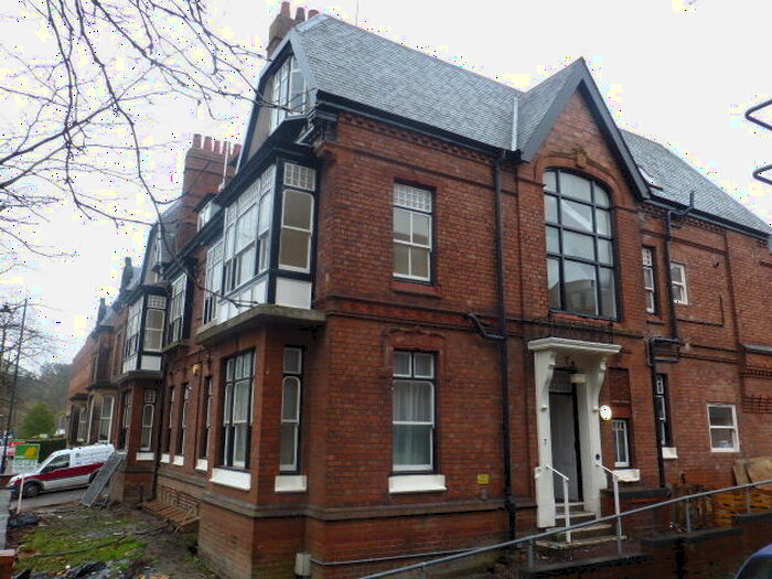 1 Bedroom Apartment To Rent In Ednam Road, Dudley, DY1