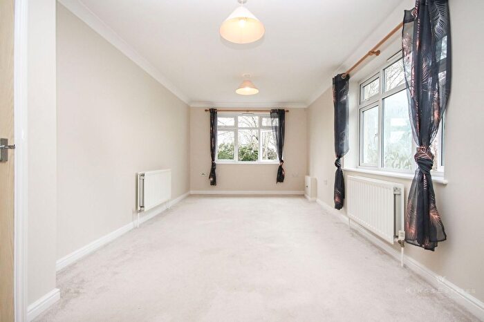 1 Bedroom Flat To Rent In St. Johns Road, Winston Court, TN4