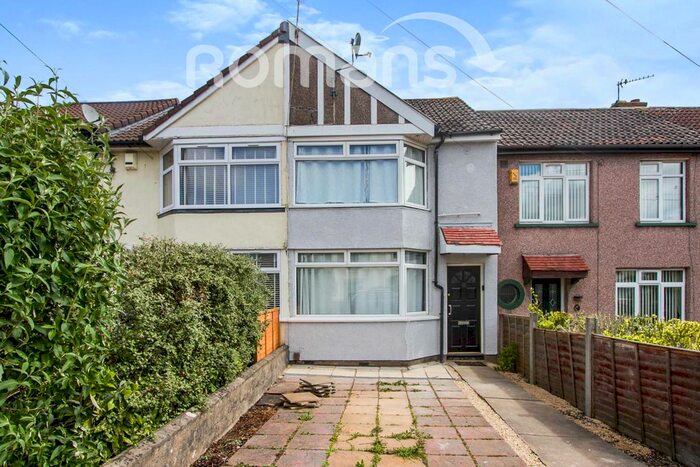 3 Bedroom Property To Rent In Tenth Avenue, Tenth Avenue, Bristol, BS7