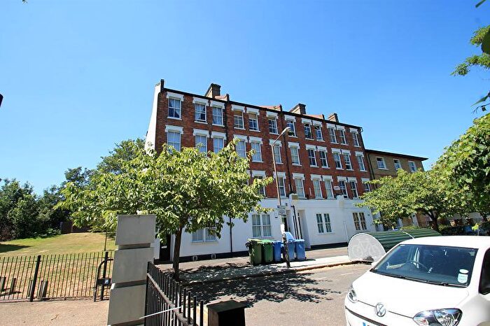 1 Bedroom Flat To Rent In Azenby Road, London, SE15