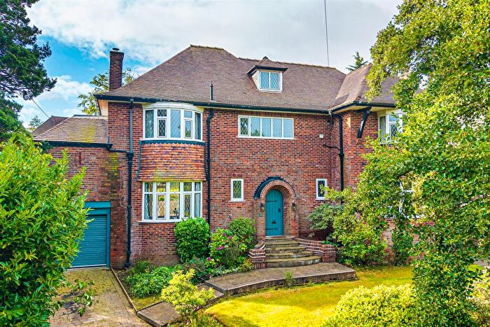 5 Bedroom Detached House For Sale In Clarendon Road, Fulwood, S10