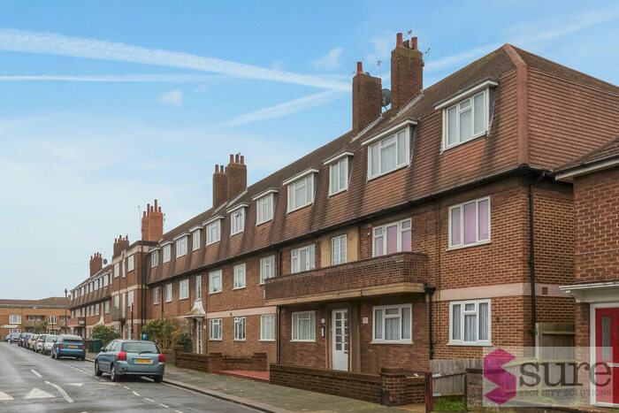 2 Bedroom Apartment To Rent In Sheridan Mansions, Sheridan Terrace, BN3