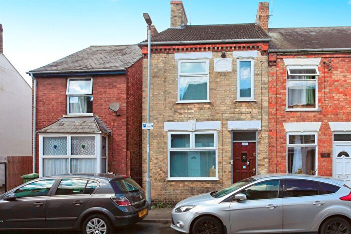 2 Bedroom Semi-Detached House For Sale In Bedford Street, Peterborough, PE1