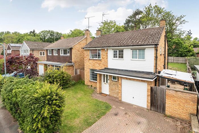 3 Bedroom Detached House For Sale In Dale Lodge Road, Sunningdale, SL5