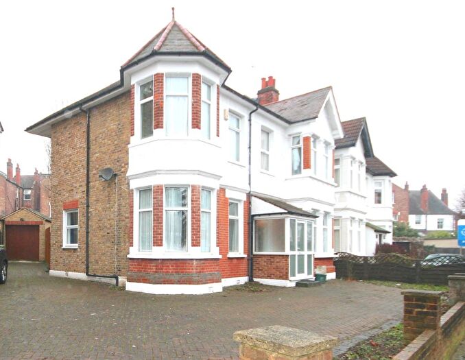 4 Bedroom Semi-Detached House To Rent In Home Park Road, Wimbledon, SW19