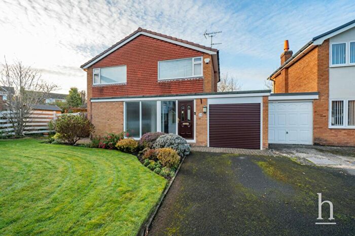 4 Bedroom Detached House For Sale In Links Close, Raby Mere, CH63