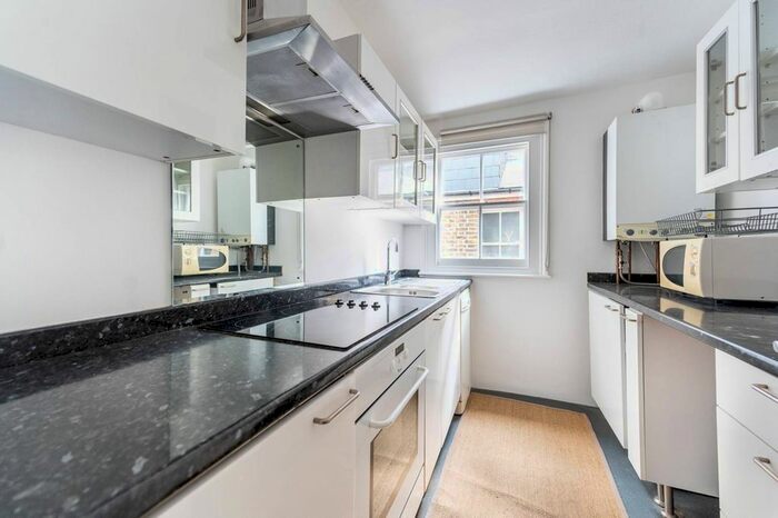 2 Bedroom Flat To Rent In Whellock Road, Chiswick, London, W4