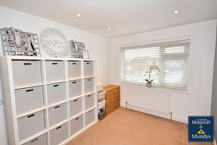 4 Bedroom Detached House For Sale In Pinewood Close, Southwell, NG25