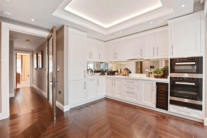 2 Bedroom Flat To Rent In Prince Of Wales Terrace, London, W8