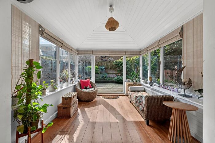 4 Bedroom Terraced House For Sale In Mercator Place, Isle Of Dogs, E14