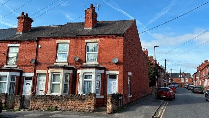2 Bedroom End Of Terrace House To Rent In Strelley Street, Nottingham, NG6