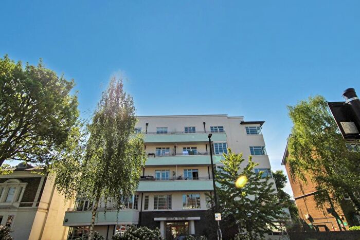 3 Bedroom Flat To Rent In Hylda Court, (), London, NW5