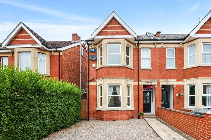 4 Bedroom Semi Detached House For Sale In Sandford Mill Road, Cheltenham, Gloucestershire, GL53