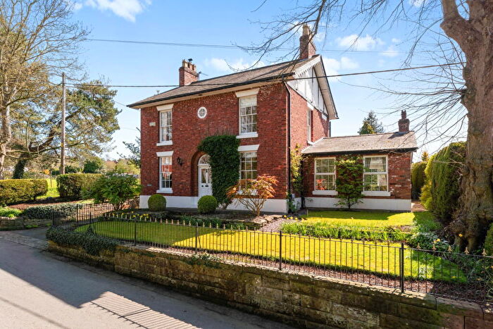 5 Bedroom Detached House For Sale In Chester Road, Kelsall, Tarporley, CW6