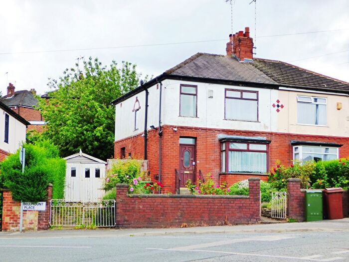 3 Bedroom Semi-Detached House For Sale In Broad Lane, Leeds, LS13