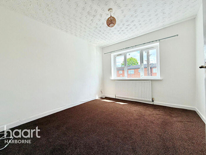 2 Bedroom Flat To Rent In Victoria Park Road, Smethwick, B66