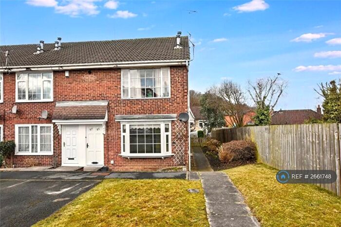 1 Bedroom Flat To Rent In Fieldway Rise, Leeds, LS13