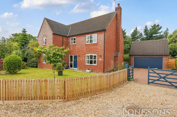 4 Bedroom Detached House For Sale In Millfield, Sporle, PE32