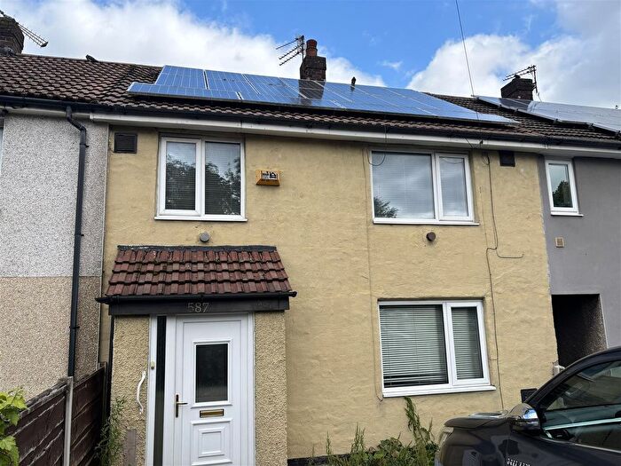 3 Bedroom Terraced House To Rent In Brinnington Road, Stockport, SK5