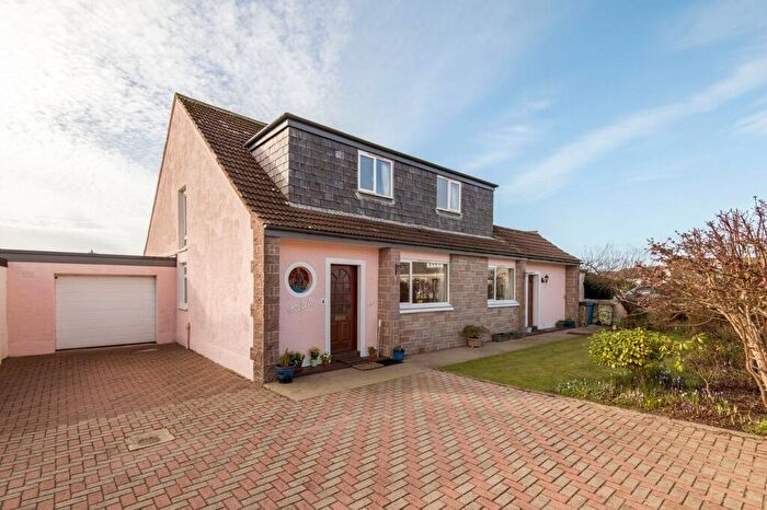 4 Bedroom Detached House For Sale In Queen Elizabeth Road, Pittenweem, Anstruther, KY10