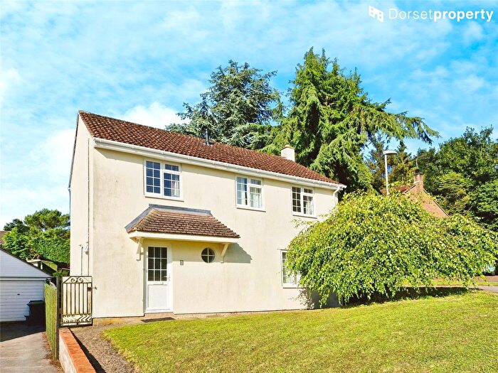 4 Bedroom Property To Rent In Ramsbury Close, Blandford Forum, Dorset, DT11