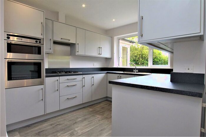 3 Bedroom Bungalow To Rent In Markland Hill Close, Heaton, Bolton, BL1