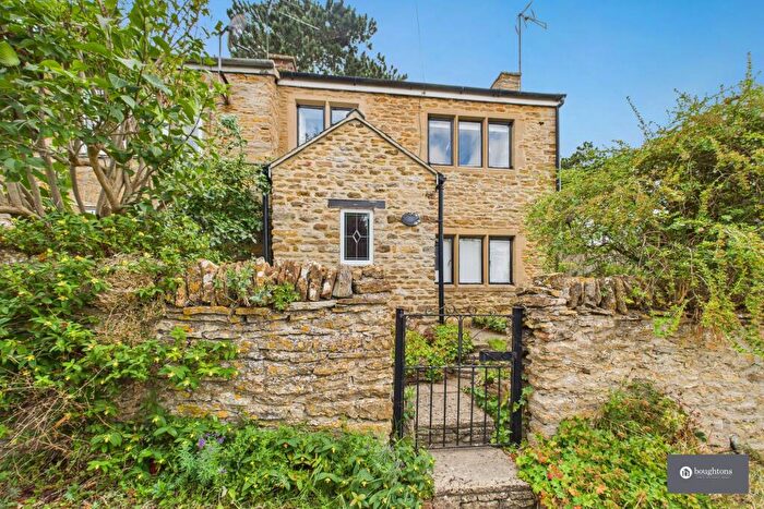 3 Bedroom End Of Terrace House For Sale In Mill Lane, Croughton, NN13