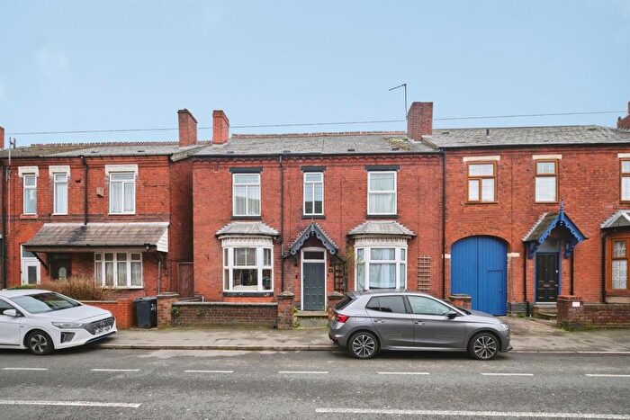 3 Bedroom Terraced House For Sale In Holly Road, Rowley Regis, B65