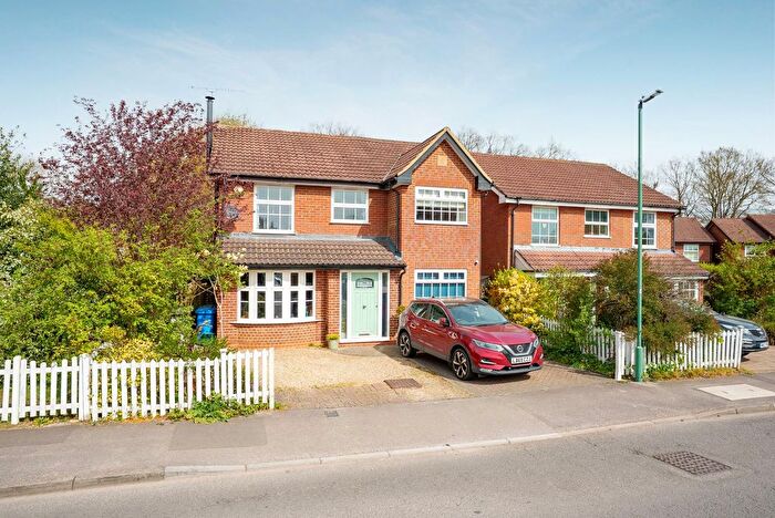 4 Bedroom Detached House For Sale In Oliver Road, Ascot, SL5