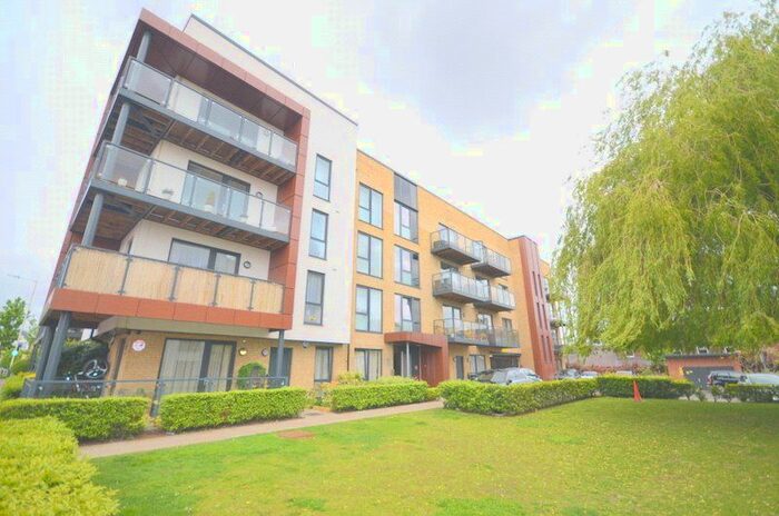 1 Bedroom Flat To Rent In Downey House, Ashflower Drive, Romford, RM3