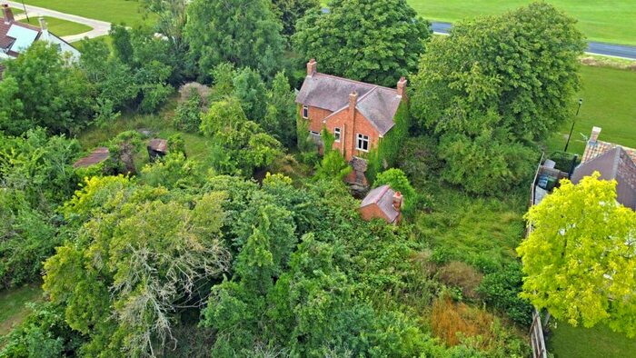 3 Bedroom Detached House For Sale In West Green, Barrington, CB22