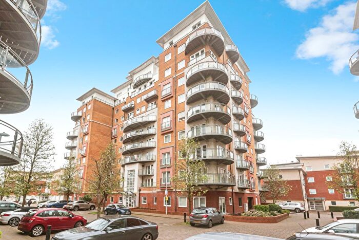 2 Bedroom Flat To Rent In Winterthur Way, Basingstoke, RG21