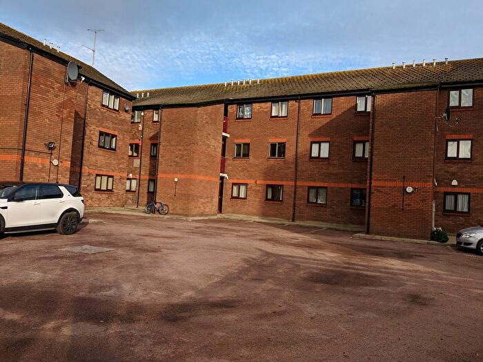 2 Bedroom Flat To Rent In Pascall Court, St. Peters Street, Cardiff, CF24